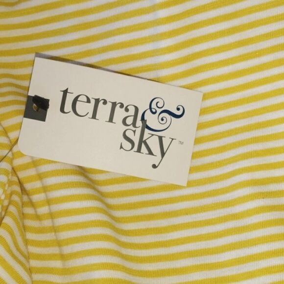 Plus Size Flutter Sleeve Knit Top Shirt T-Shirt Blouse Size 2X - Picture 6 of 6